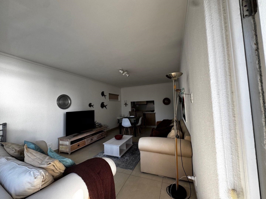 To Let 2 Bedroom Property for Rent in Sea Point Western Cape